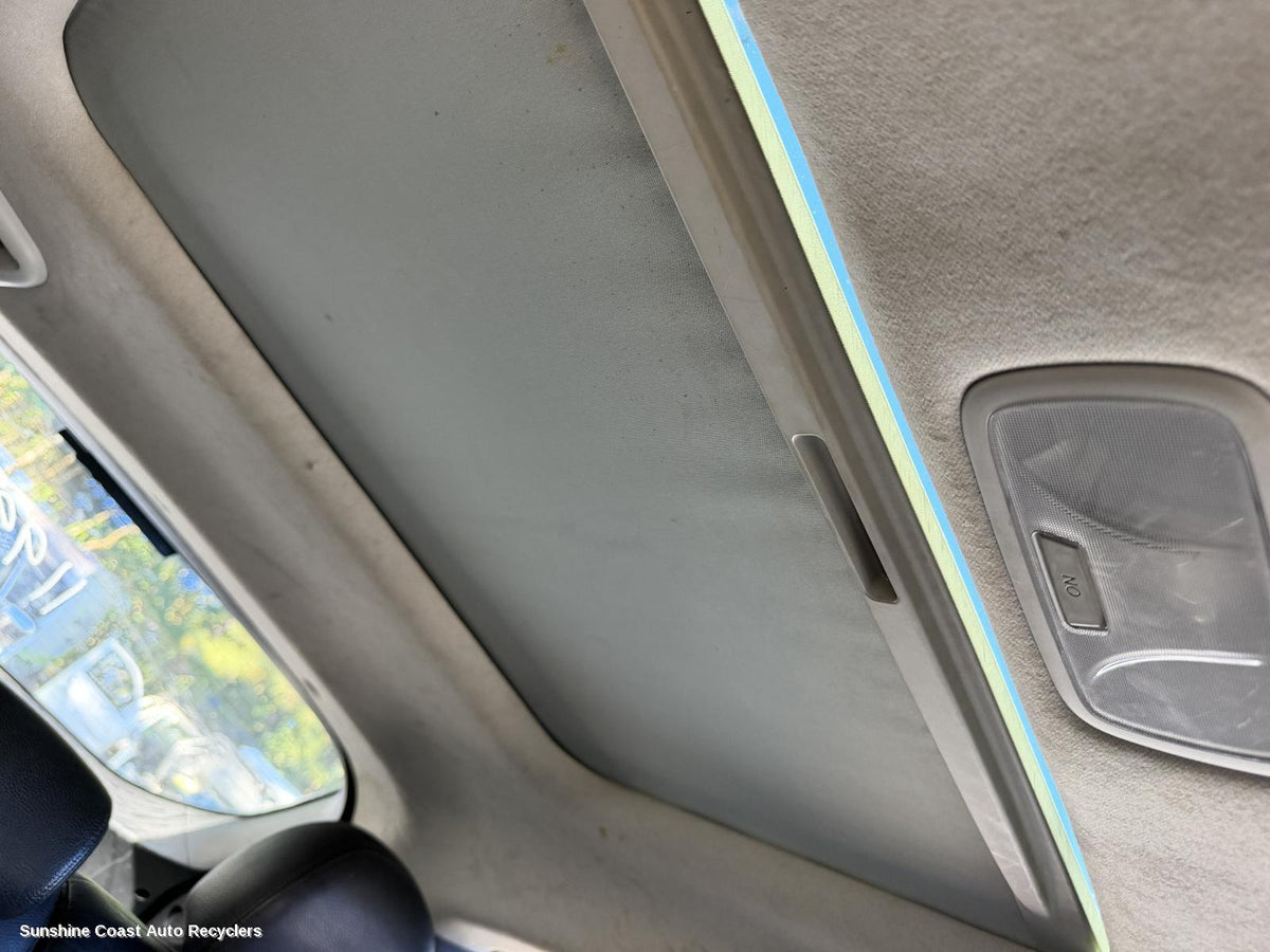2009-2016 Hyundai Ix35 Roof Glass Sunroof T