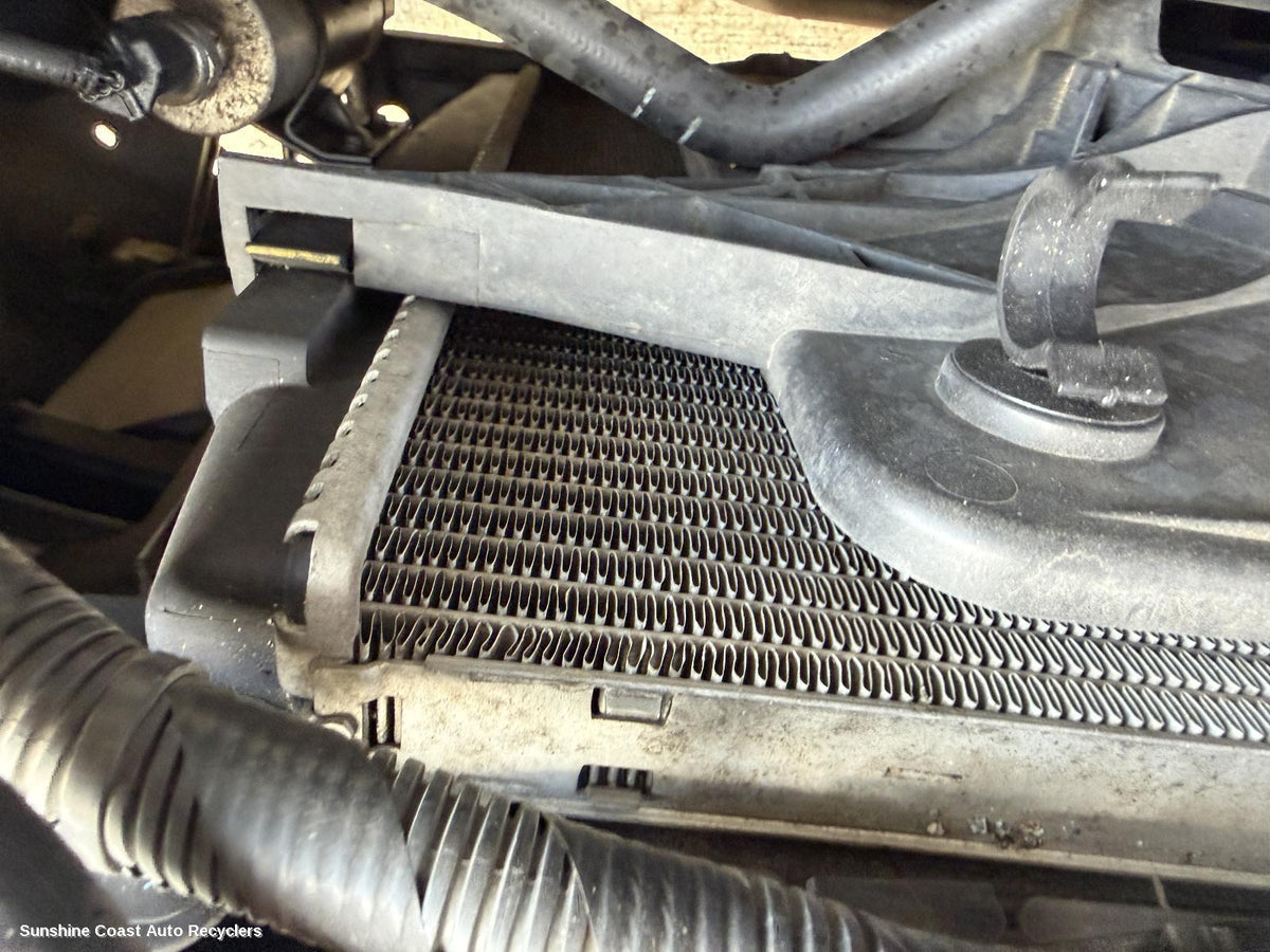 2007-2014 Nissan Dualis Radiator