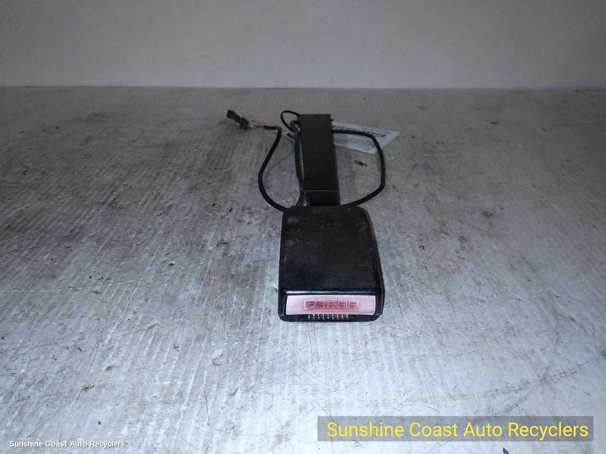 2007-2014 Nissan Dualis Seatbelt Stalk