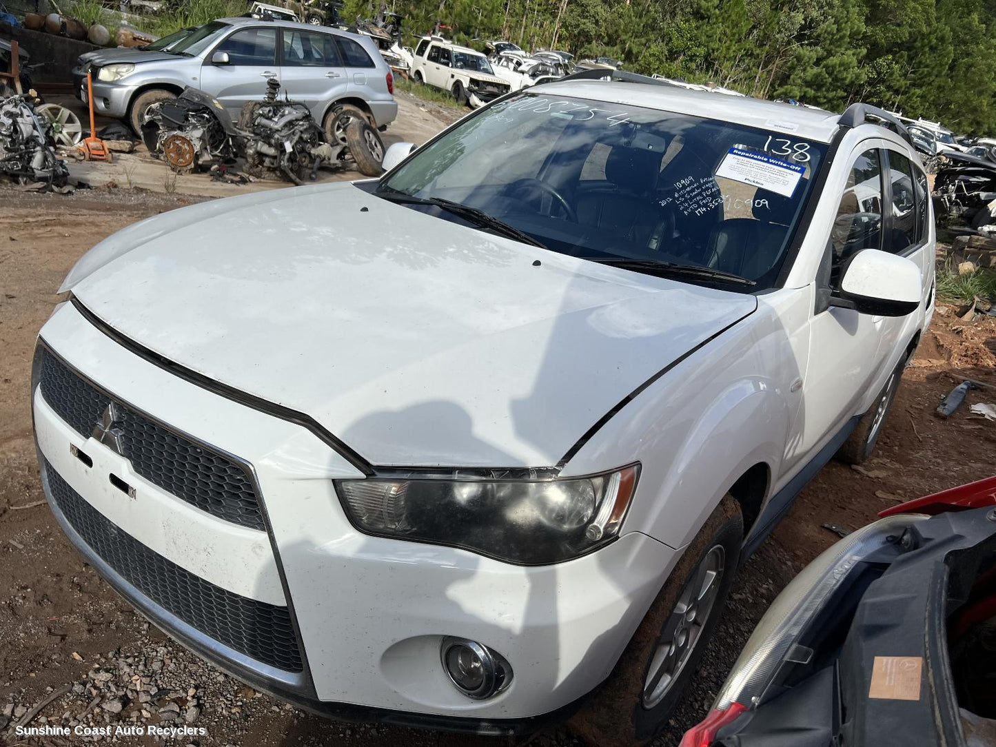 2012 Mitsubishi Outlander Left Headlamp