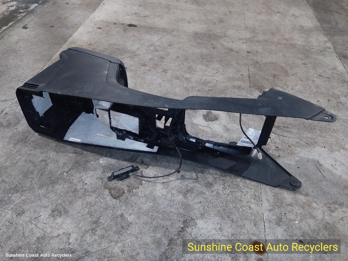 2013-2017 Isuzu Mu-x Console