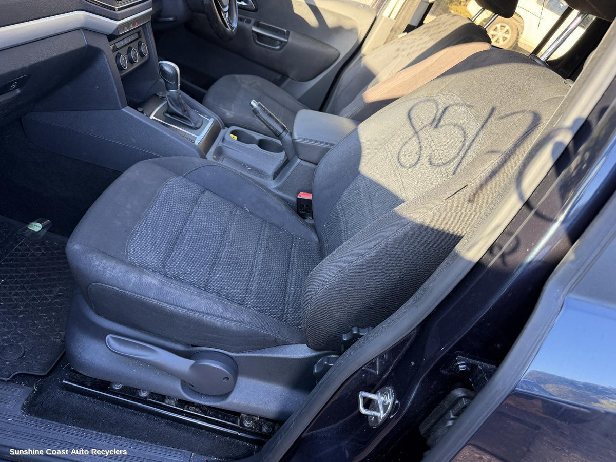 2016-2022 Volkswagen Amarok Front Seat