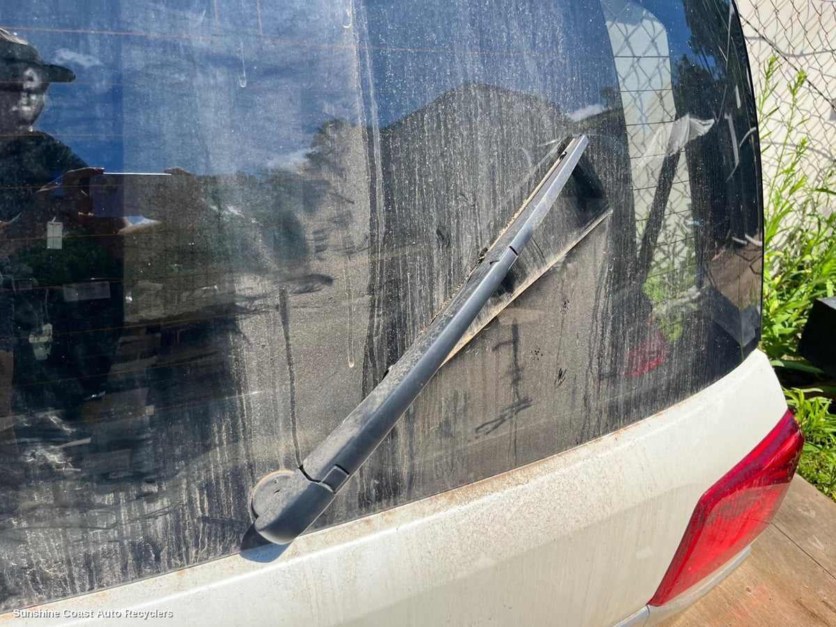 2007-2021 Toyota Landcruiser Wiper Arm