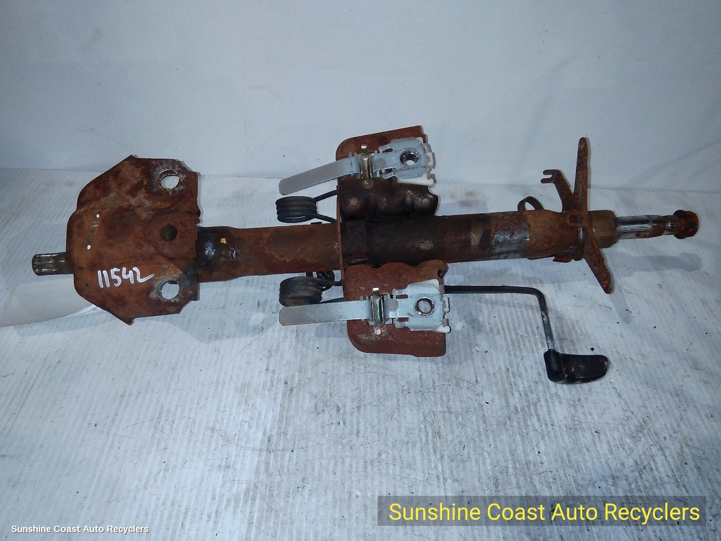 2002 Toyota Hilux Steering Column