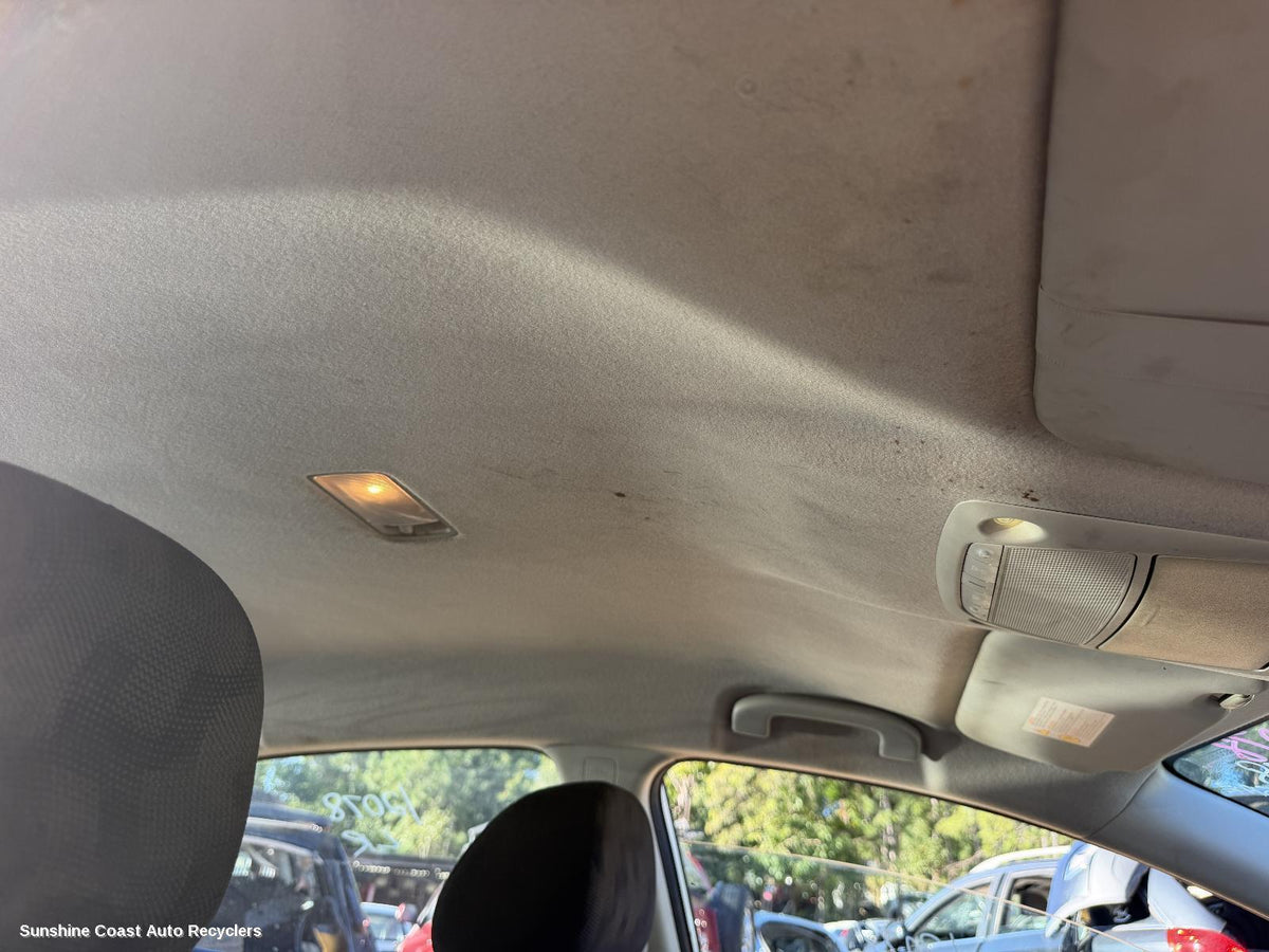 2012-2017 Nissan Pulsar Courtesy Light