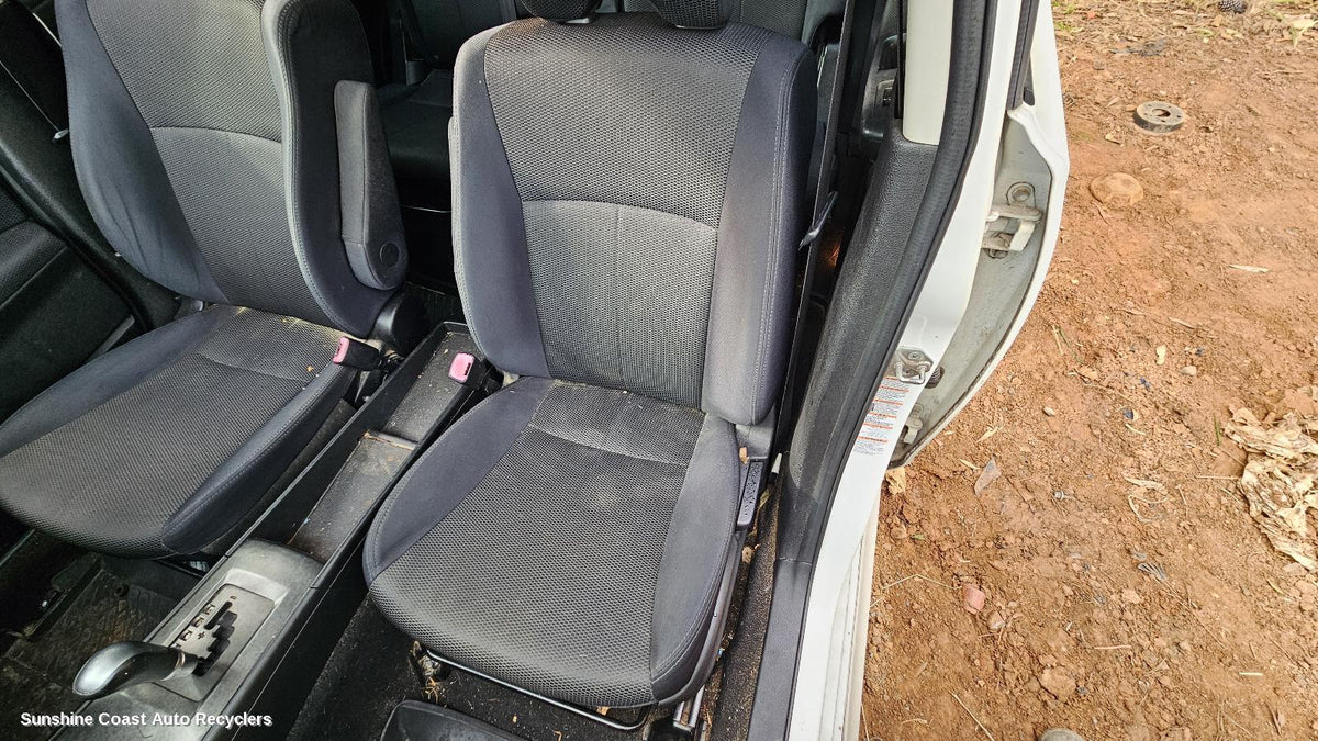 2009-2014 Subaru Liberty Front Seat