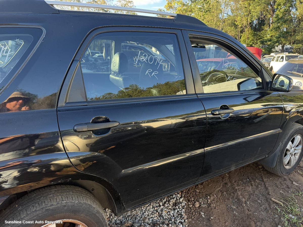 2005-2010 Kia Sportage Right Rear Door Window