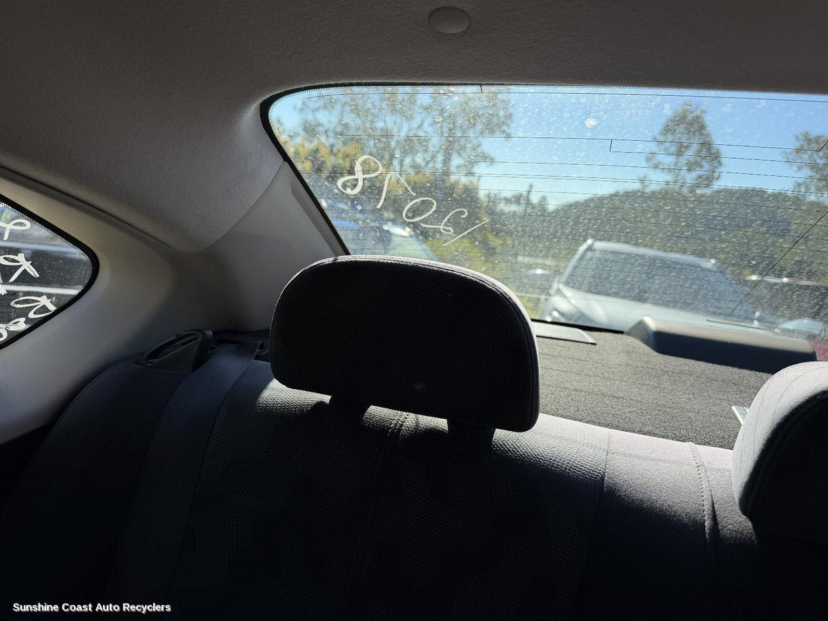 2012-2017 Nissan Pulsar Headrest