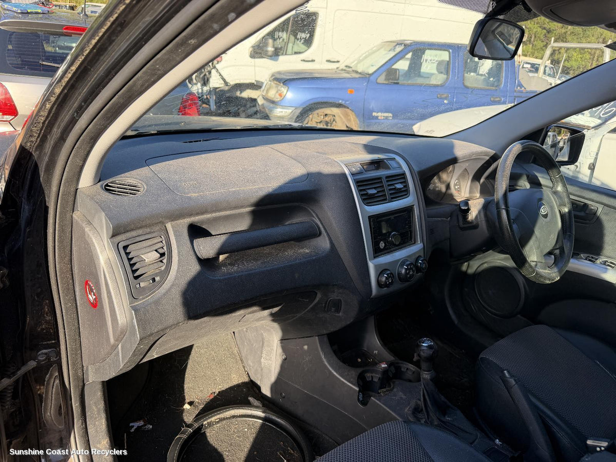 2005-2010 Kia Sportage Misc
