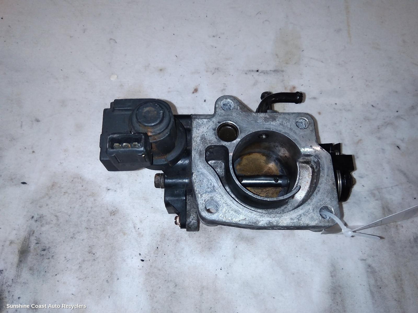 2002 Hyundai Accent Throttle Body