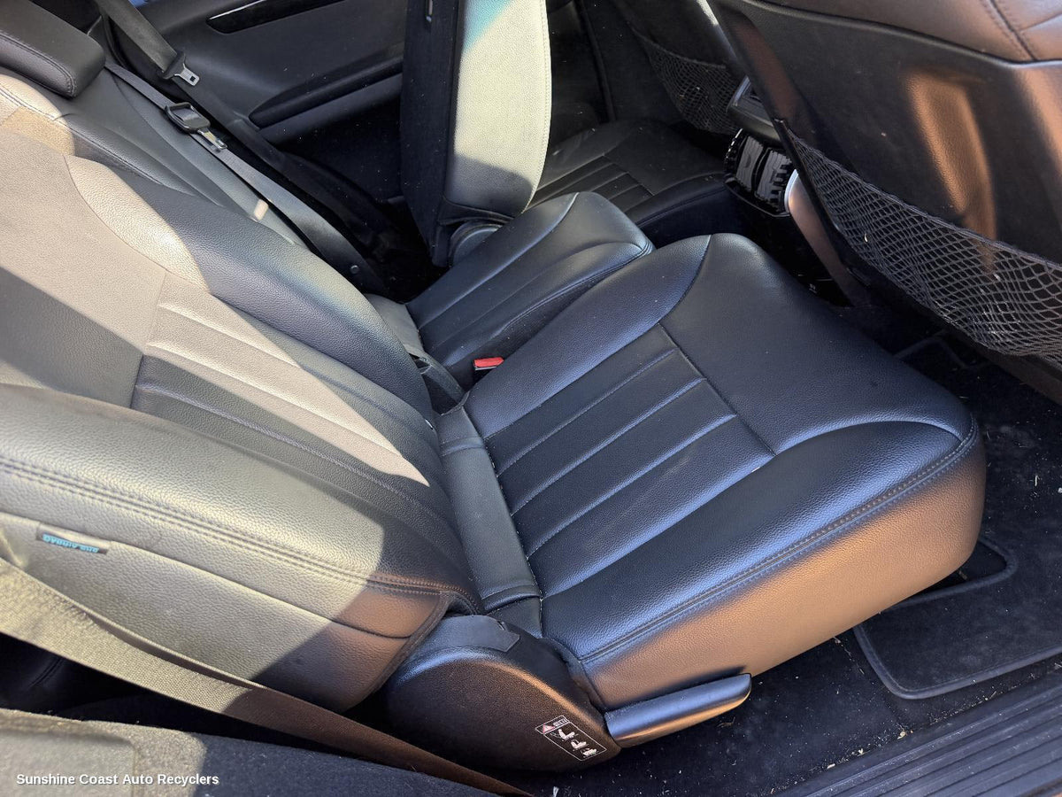 2006-2010 Mercedes R Class 2nd Seat Rear Seat