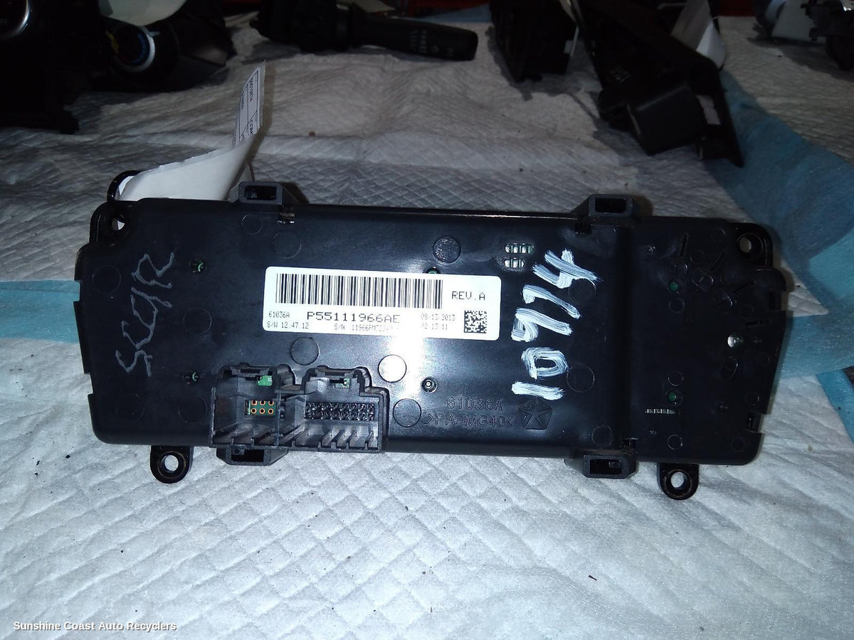 2011-2016 Jeep Compass Heater Ac Controls