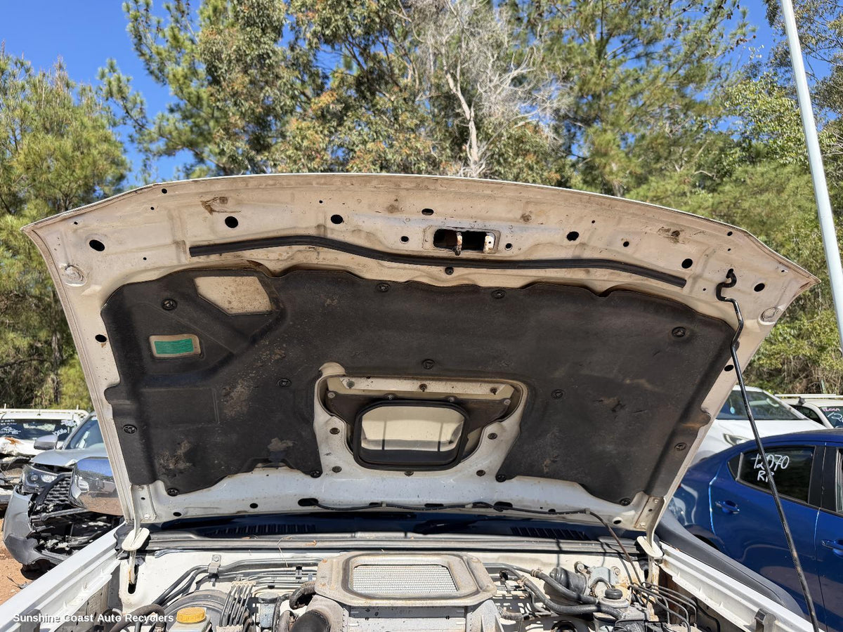 2001-2015 Nissan Navara Plenum Chamber