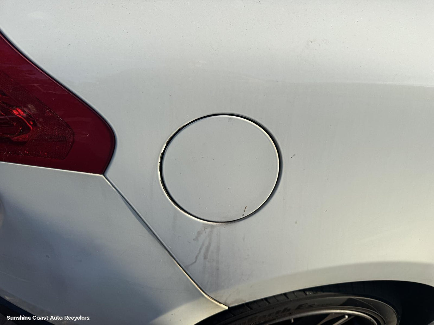 2015 Volvo S40 Fuel Door Filler
