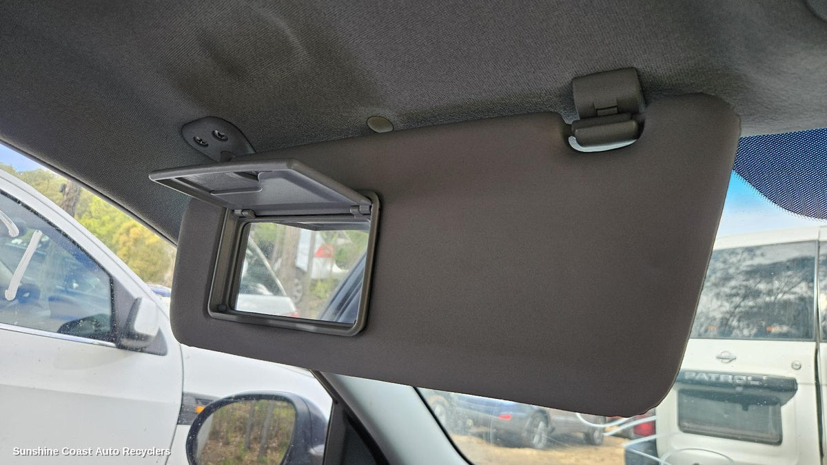 2007-2012 Hyundai I30 Sunvisor