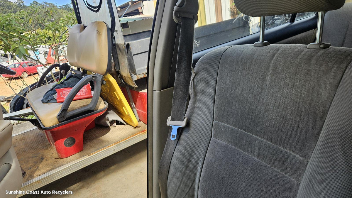 2001-2007 Toyota Corolla Seatbelt Stalk