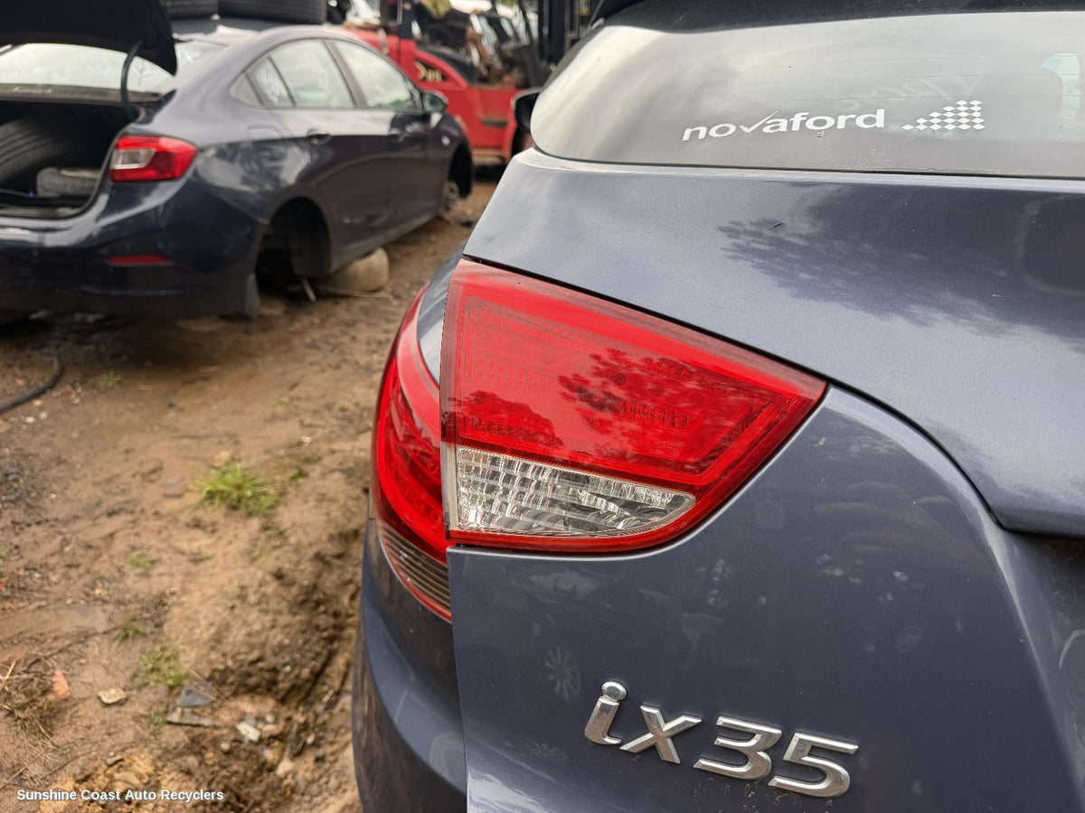 2013-2016 Hyundai Ix35 Rear Garnish