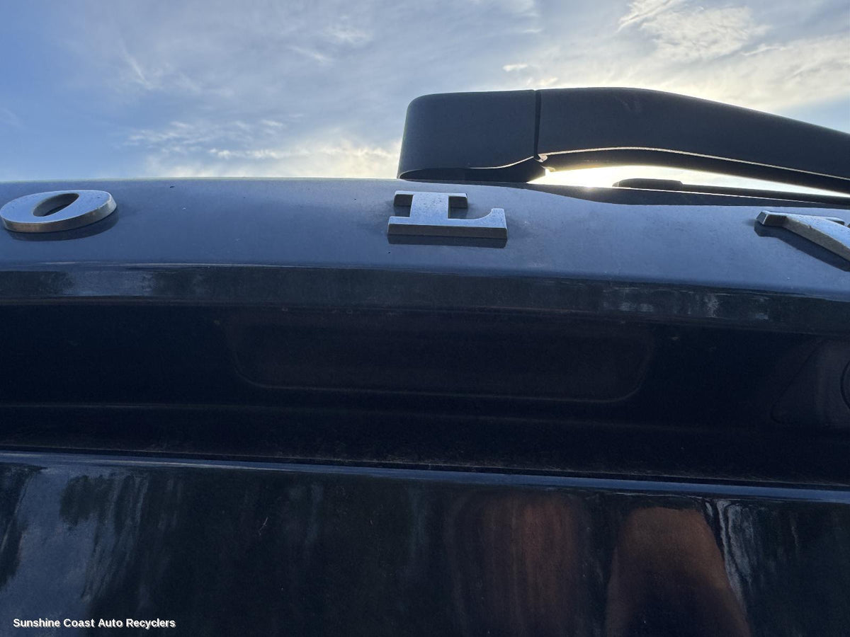 2013-2019 Volvo S40 Tailgate Handle