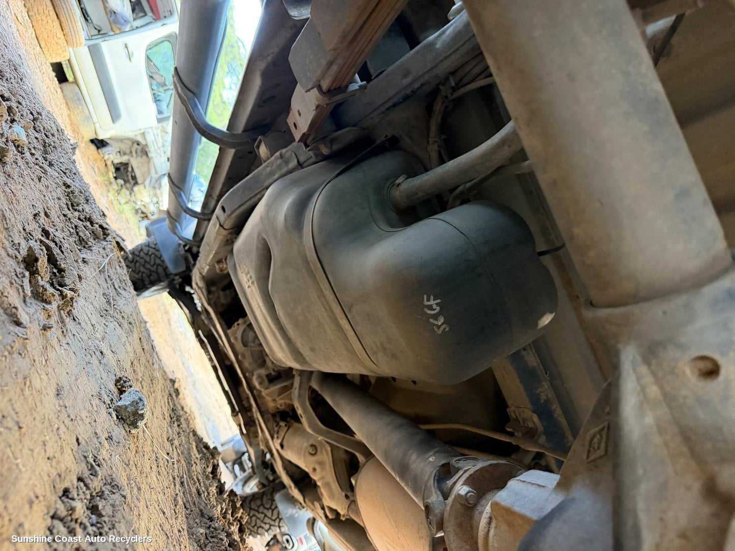 2005-2015 Nissan Navara Fuel Tank