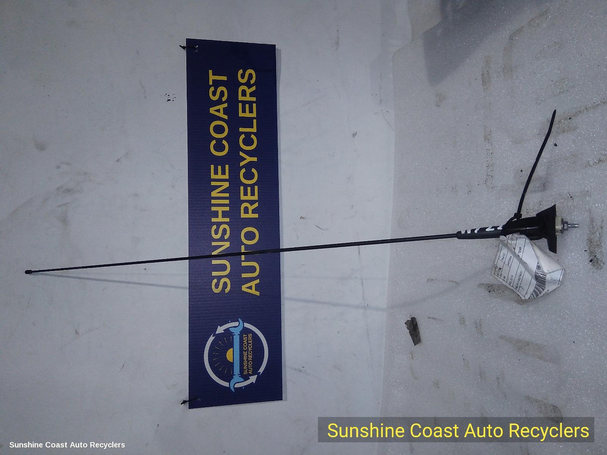 2015-2026 Renault Trafic Antenna