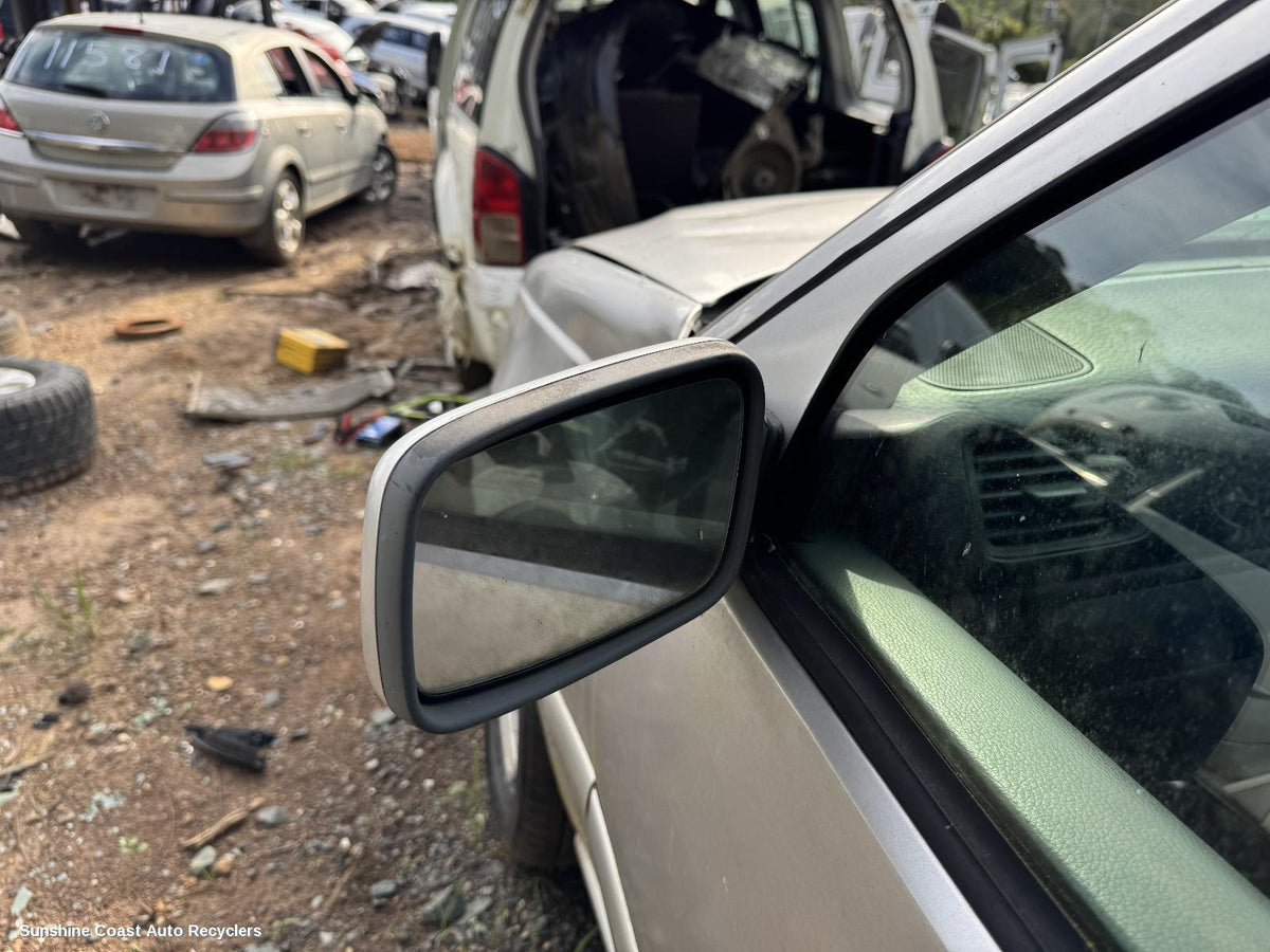 1997-2000 Volvo S70/v70/c70 Left Door Mirror