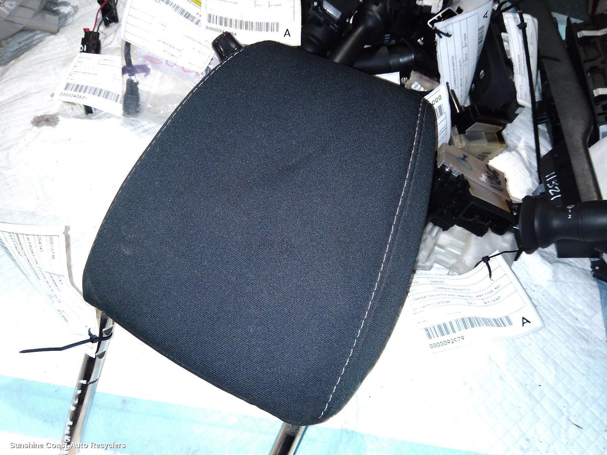 2015-2026 Mazda Cx3 Headrest