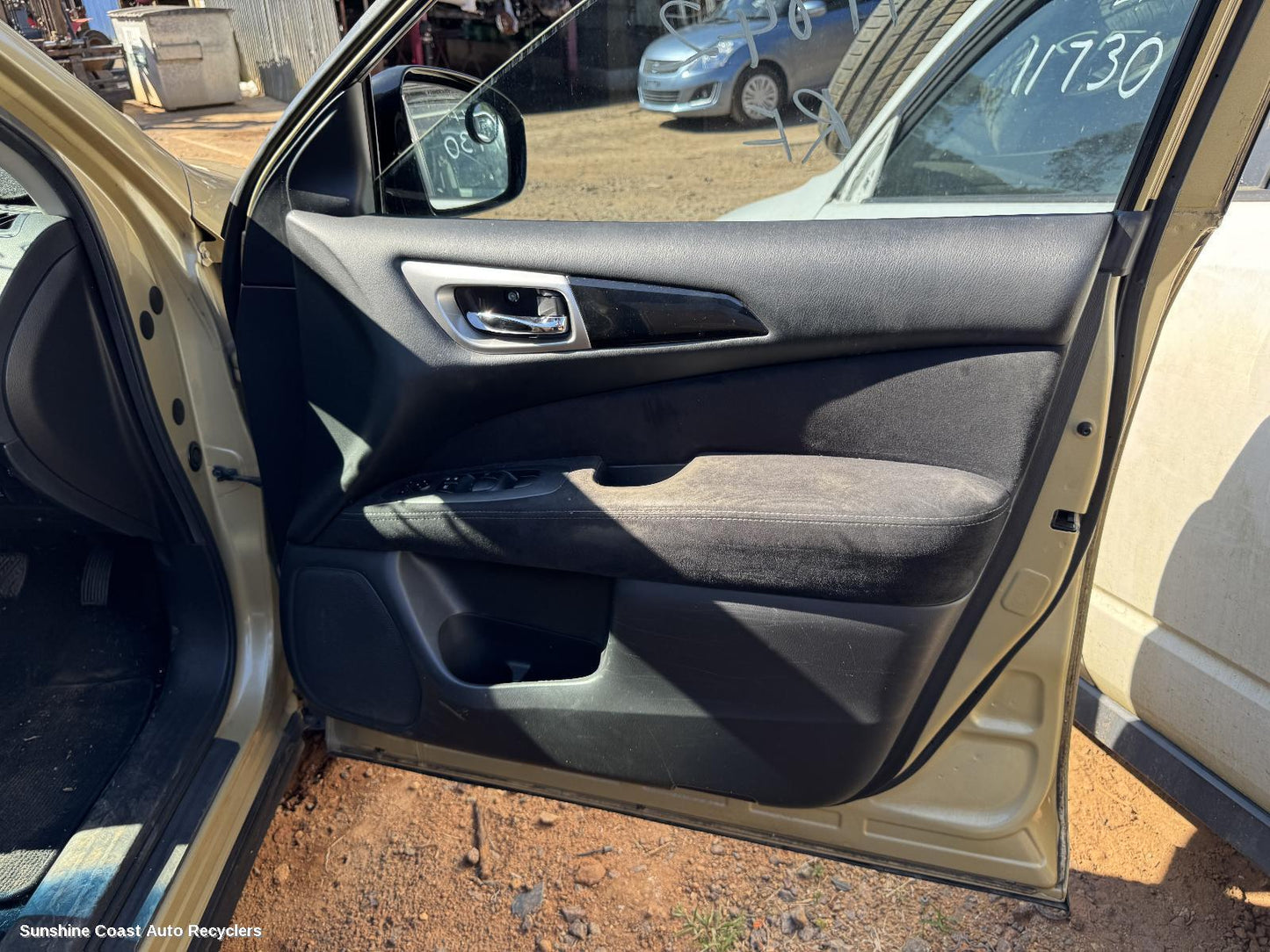 2014 Nissan Pathfinder Door Boot Gate Lock