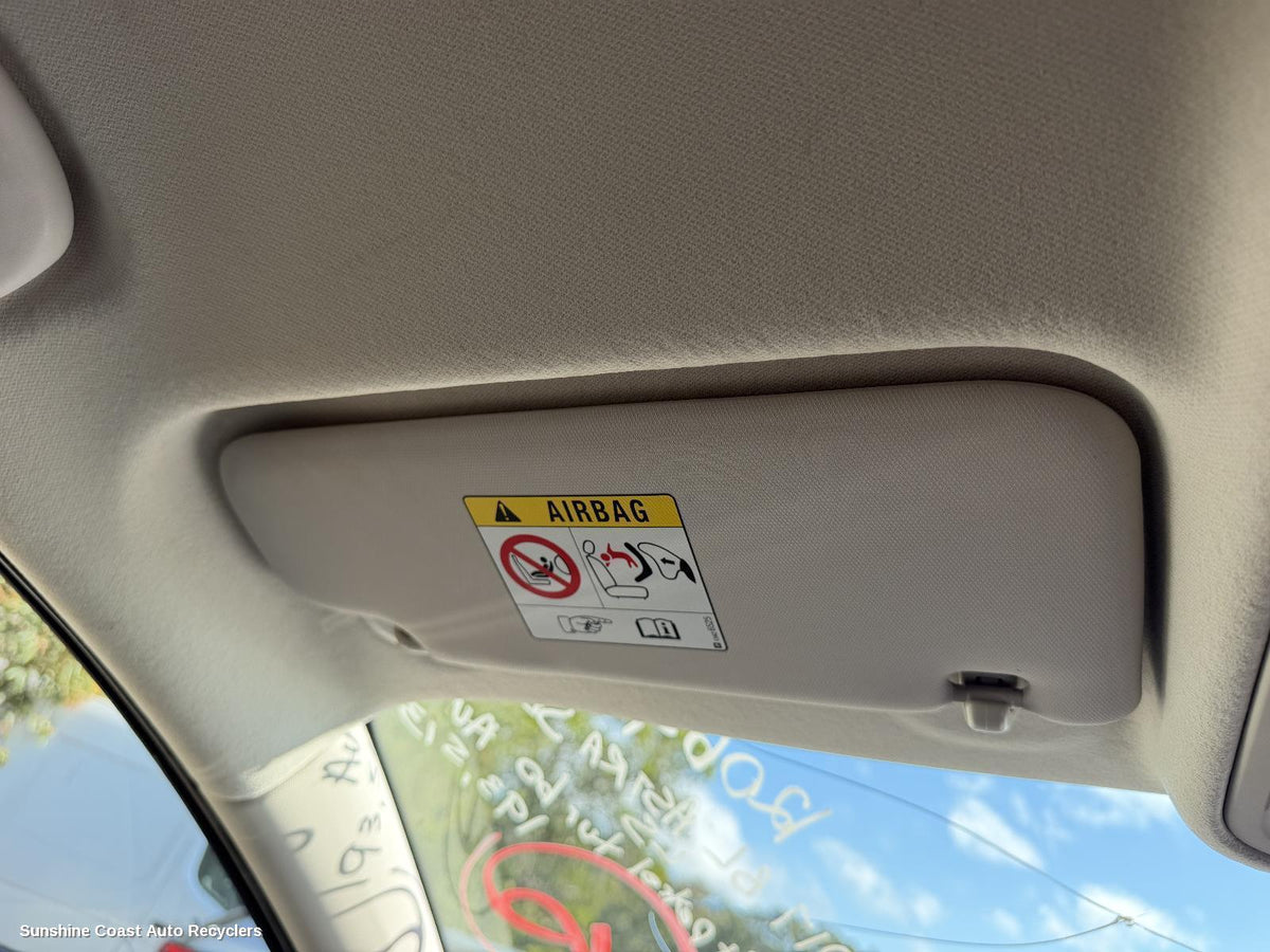 2016-2020 Holden Astra Sunvisor