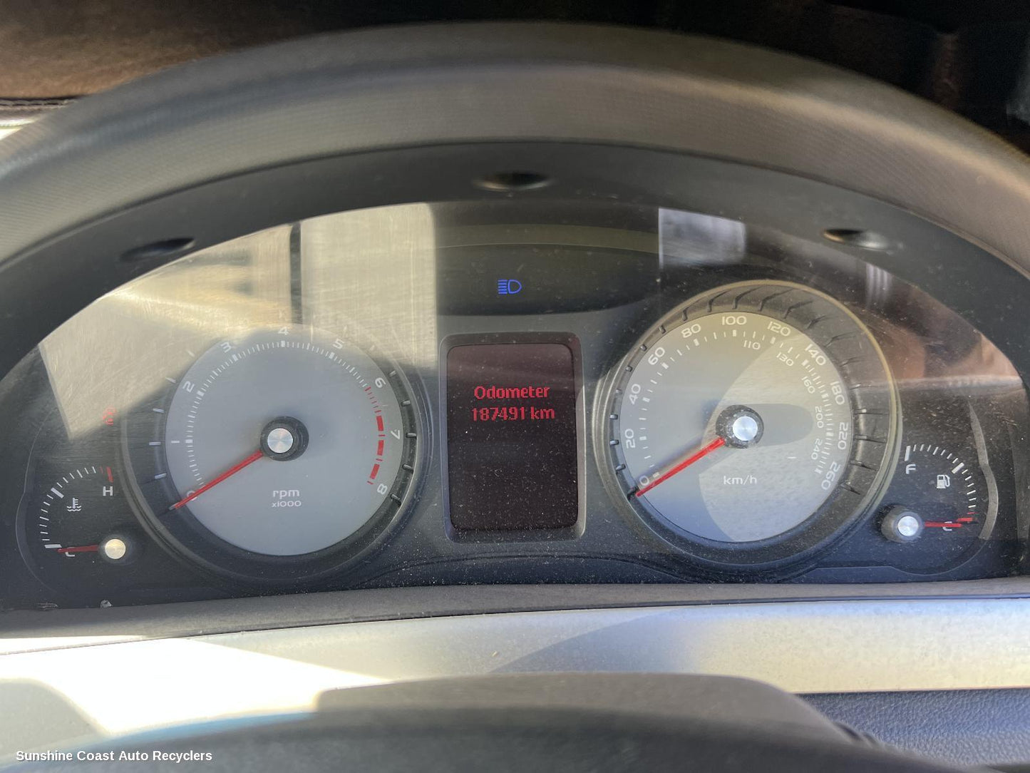 2009 Holden Commodore Instrument Cluster