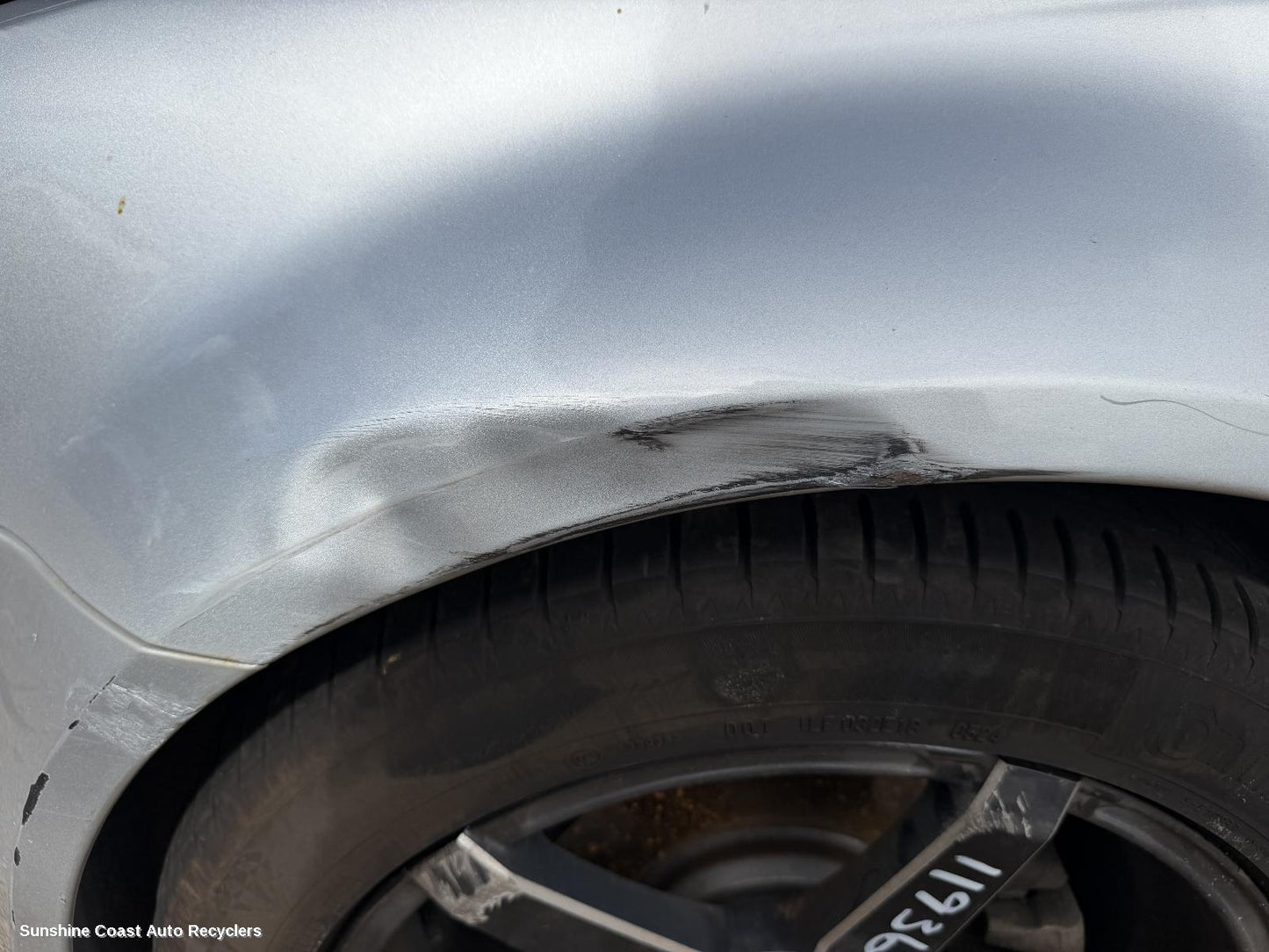 2006-2013 Holden Commodore Left Guard