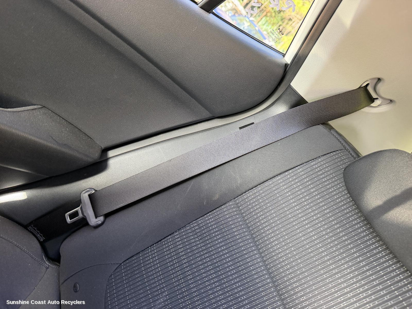 2020-2026 Kia Stonic Seatbelt Stalk