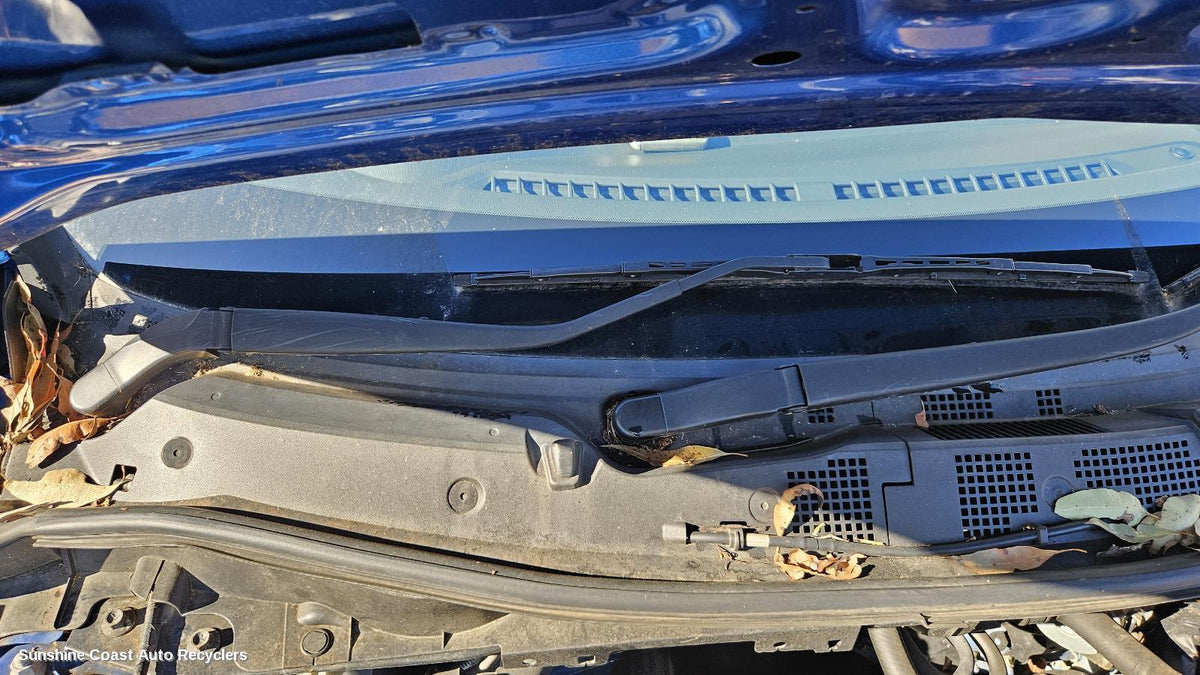 2014-2026 Mazda 2 Wiper Arm