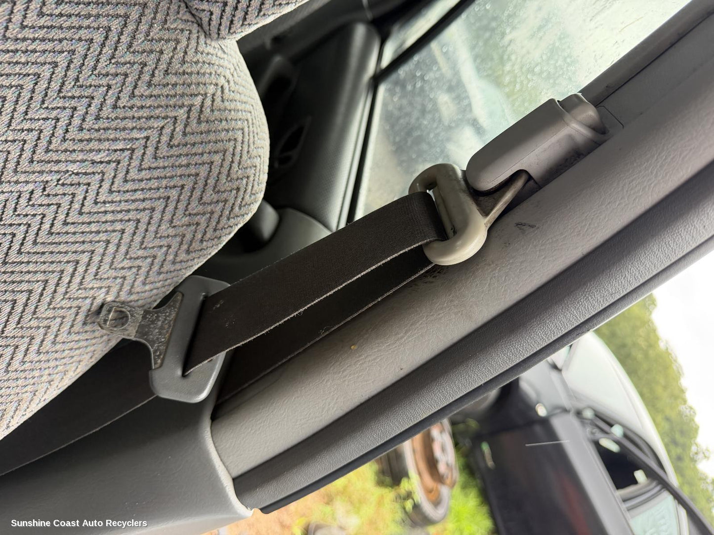 1995-1999 Honda Crv Seatbelt Stalk