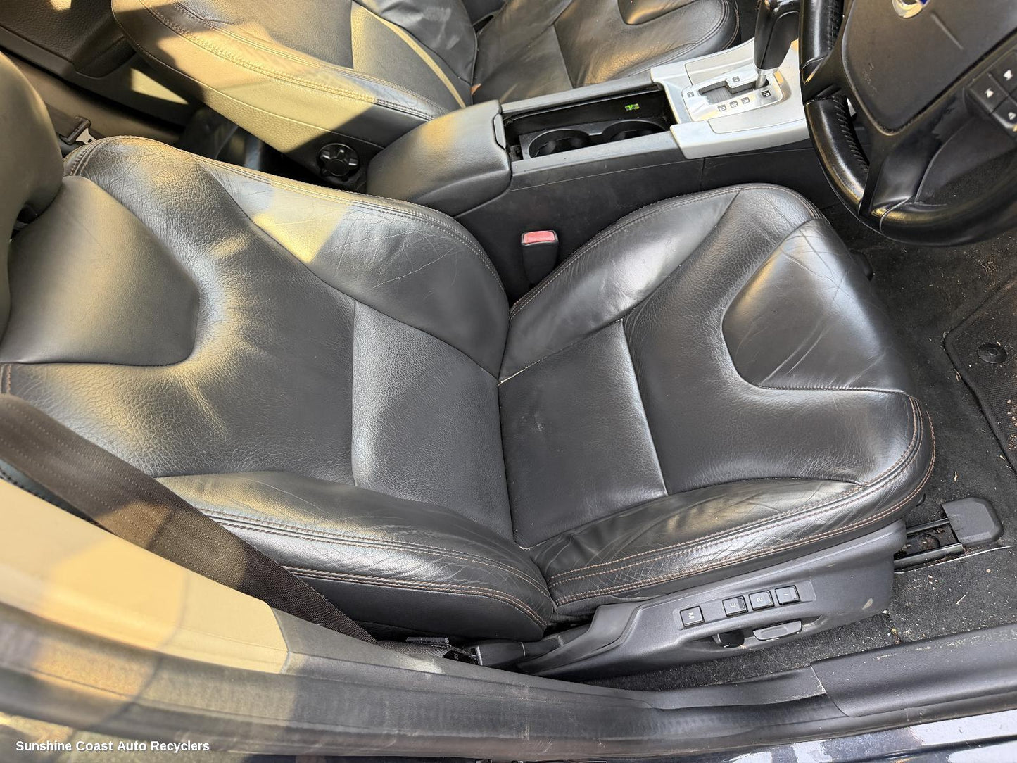 2009-2013 Volvo Xc60 Front Seat