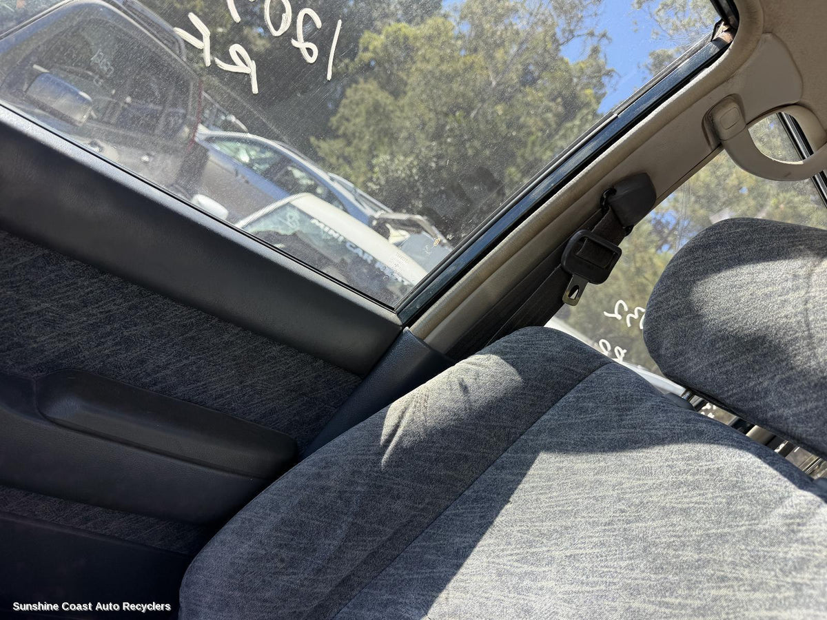 1990-1998 Toyota Landcruiser Seatbelt Stalk