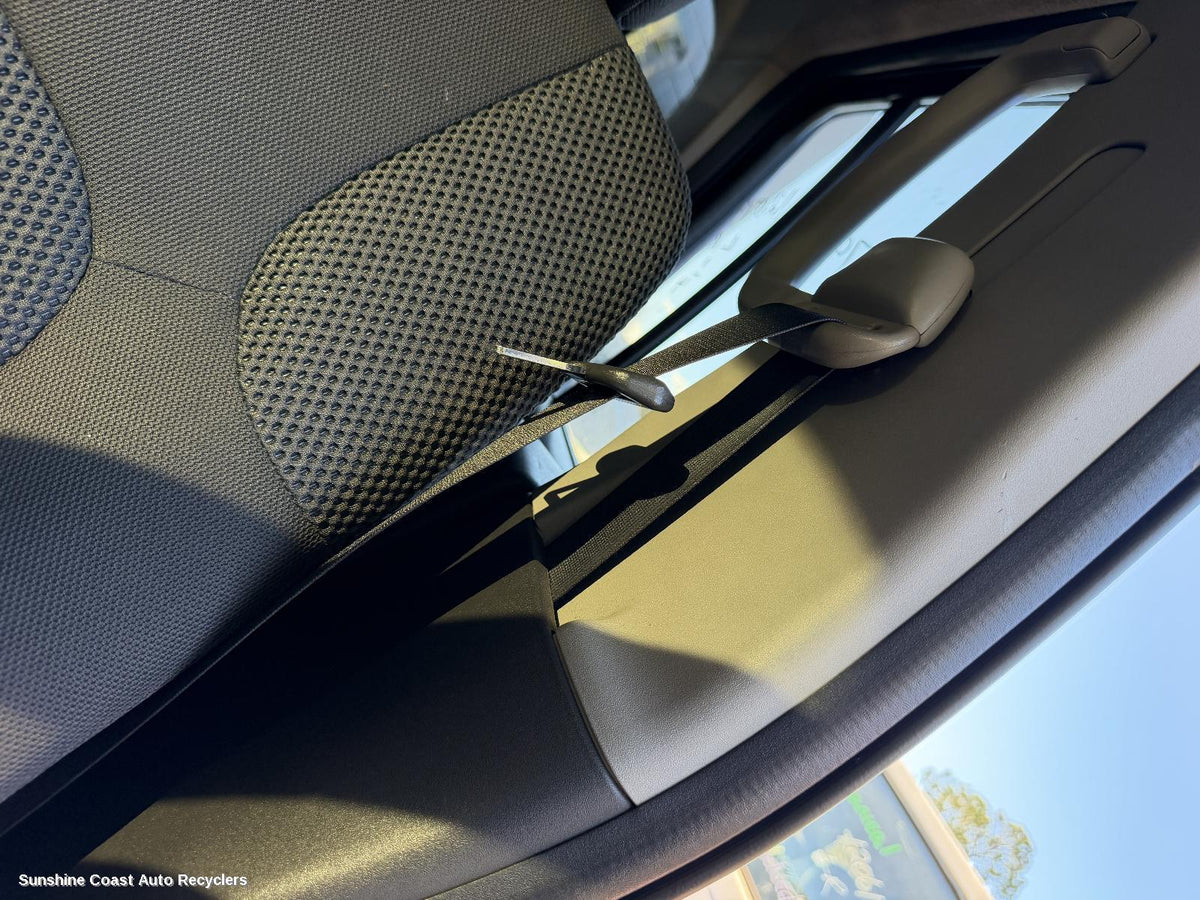 2008-2009 Nissan Navara Seatbelt Stalk