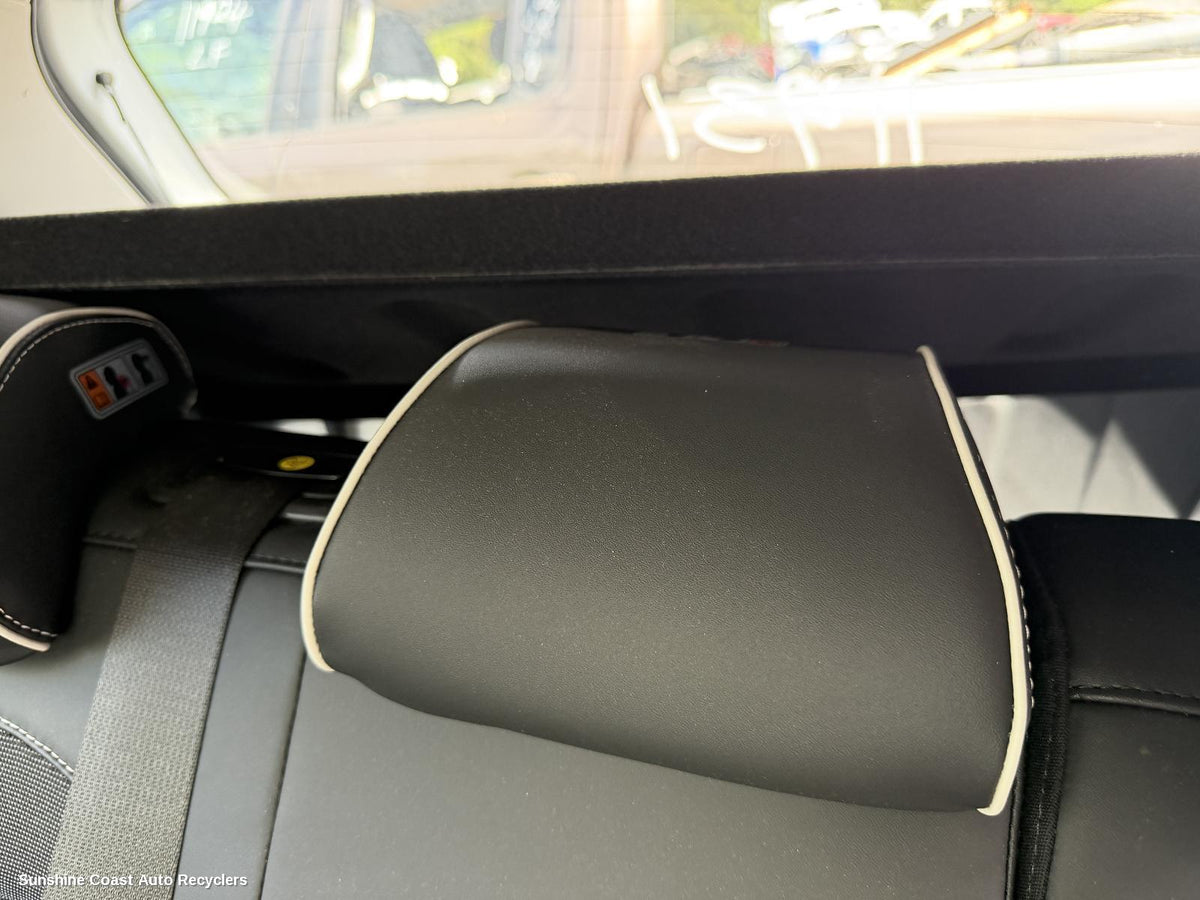2019-2026 Hyundai Venue Headrest