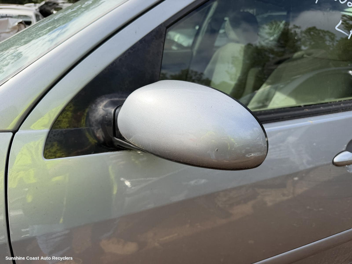 2001-2005 Ford Focus Left Door Mirror