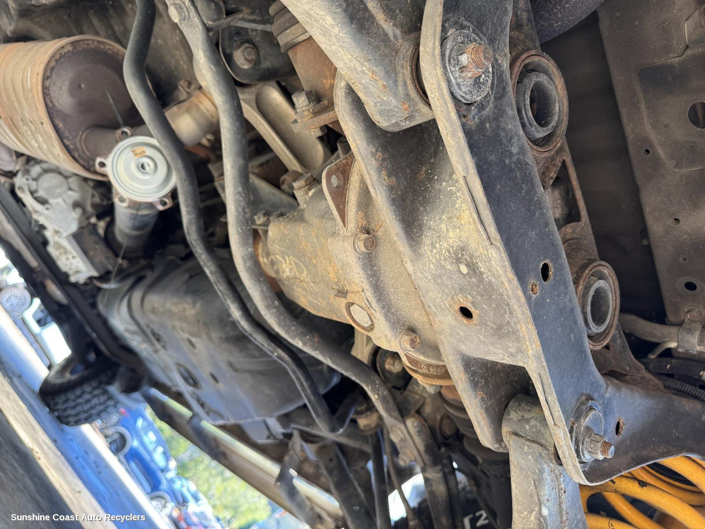2000-2006 Mitsubishi Pajero Differential Centre