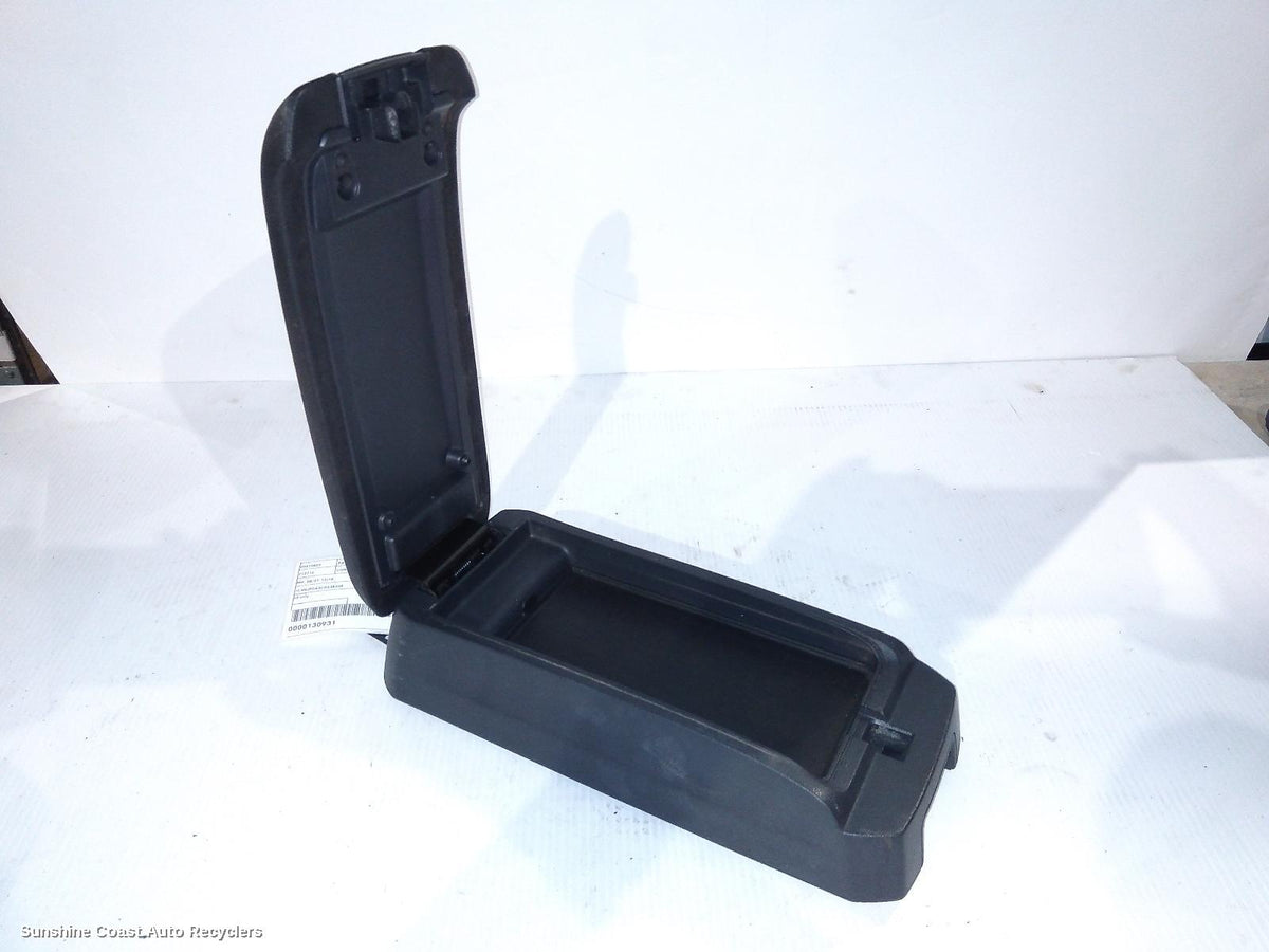 2007-2016 Jeep Patriot Console