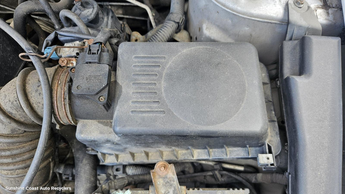 2001-2007 Toyota Corolla Air Cleaner Box