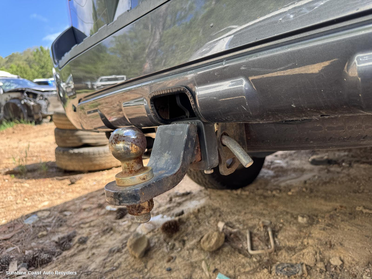 2012 Nissan Pathfinder Towbar