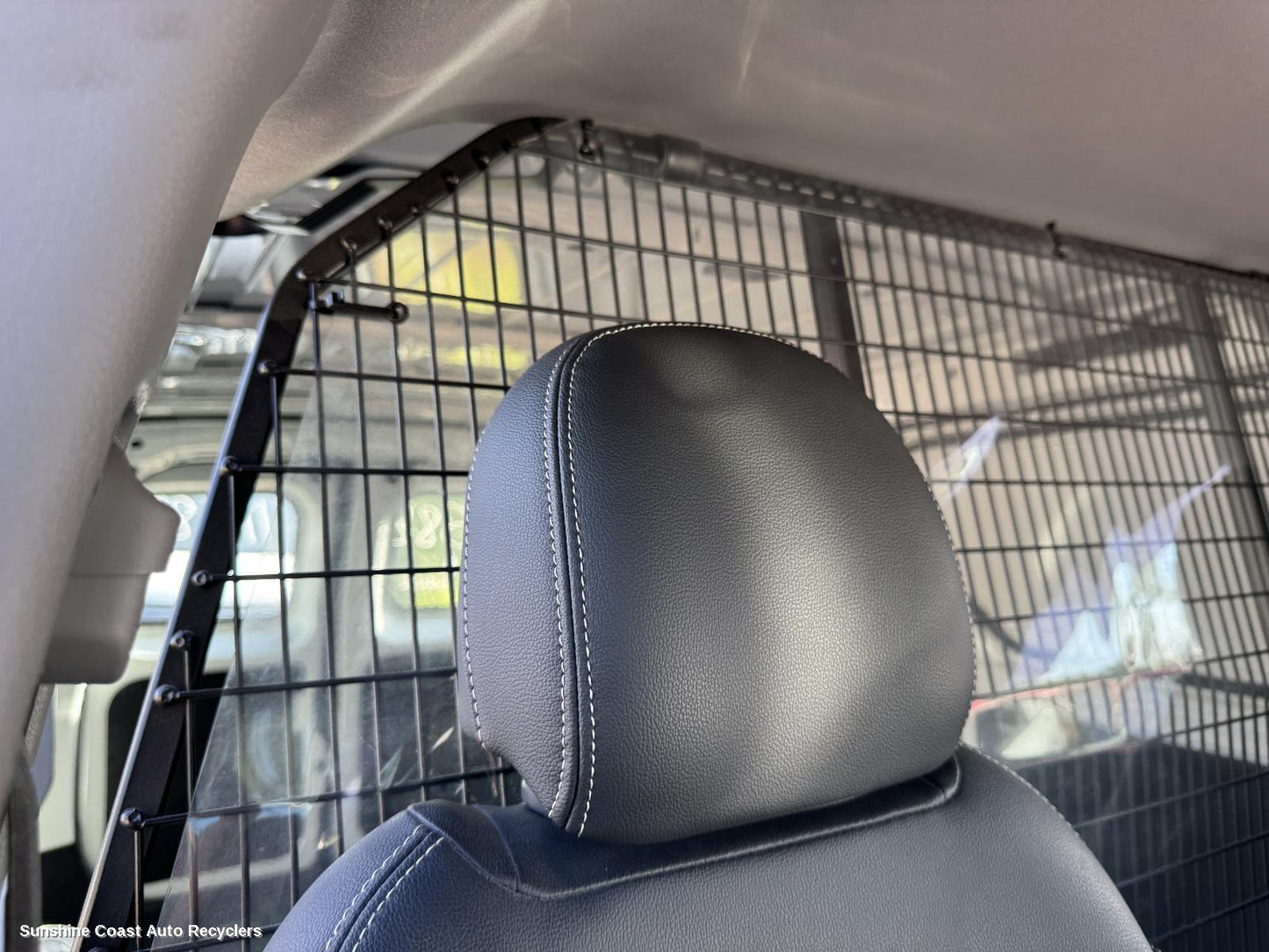 2015-2025 Ldv G10 Headrest