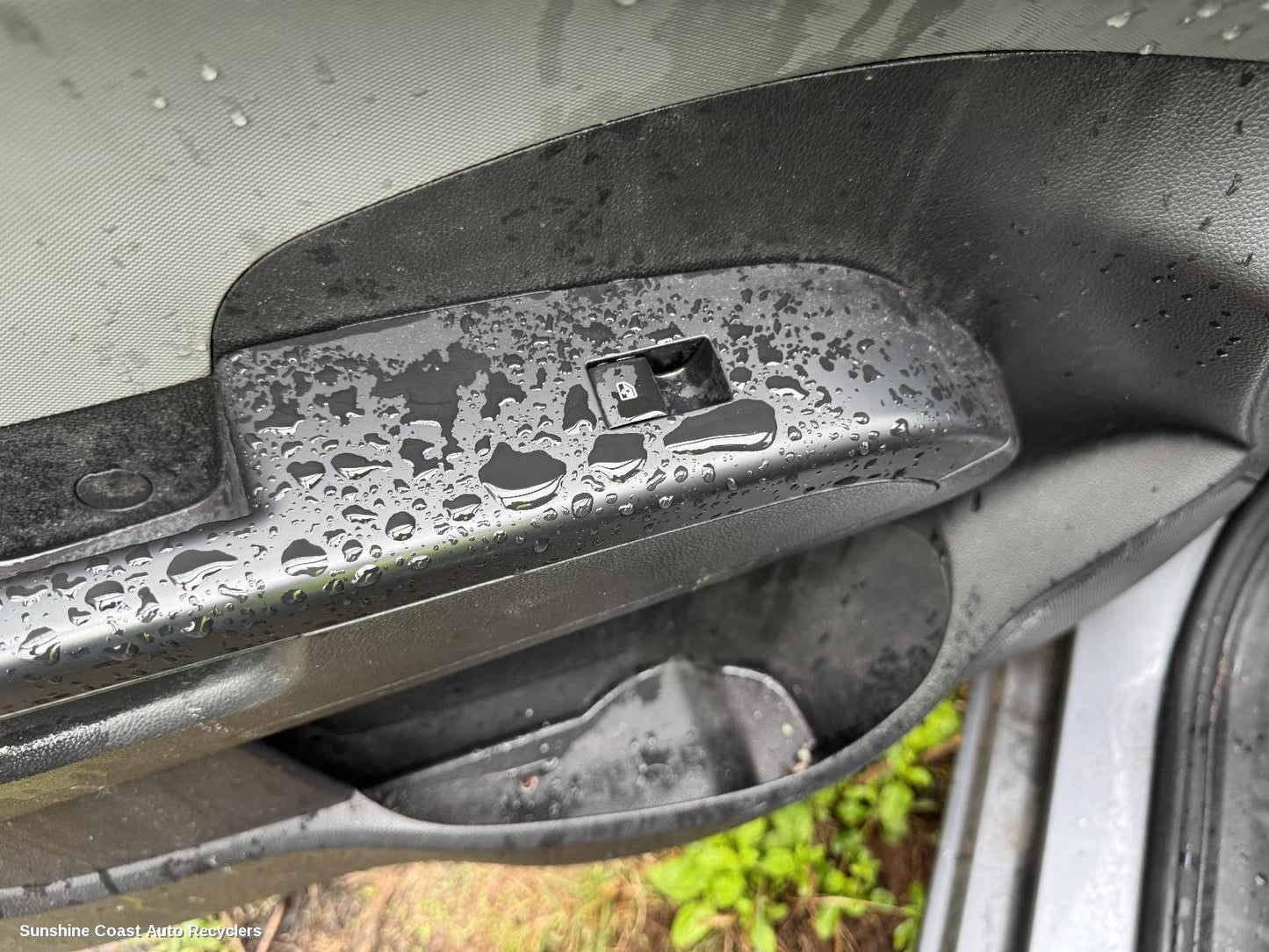2013 Holden Barina Pwr Dr Wind Switch
