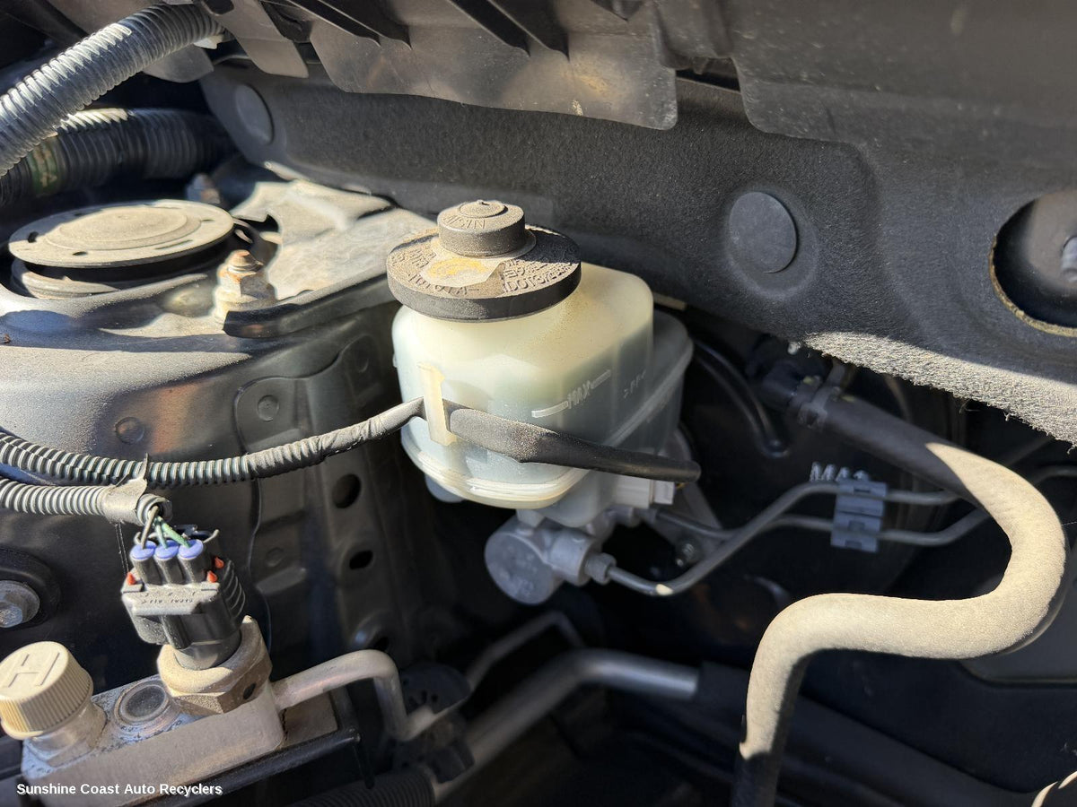 2005-2012 Toyota Rav4 Master Cylinder