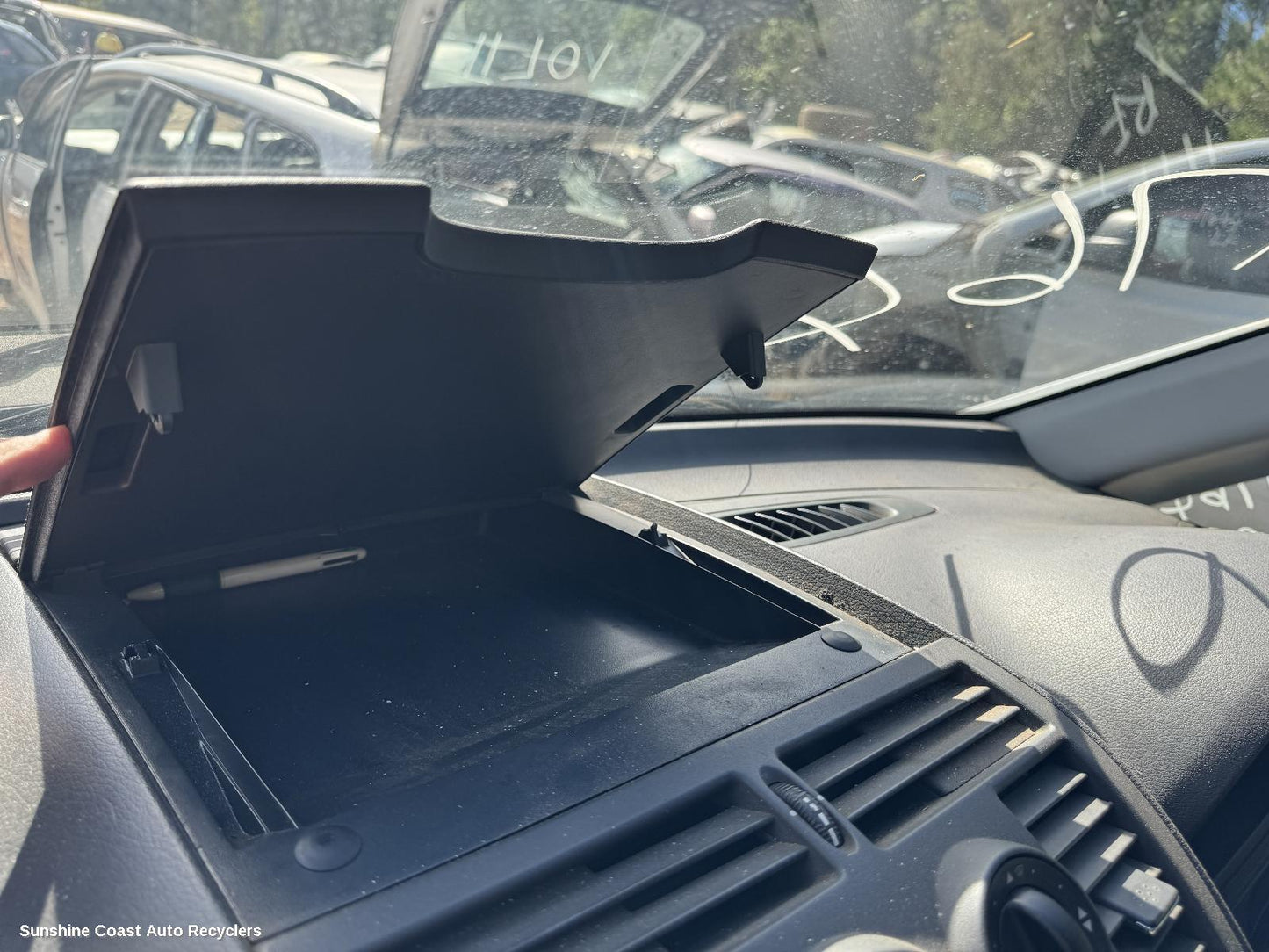 2013 Mercedes Vito Glove Box