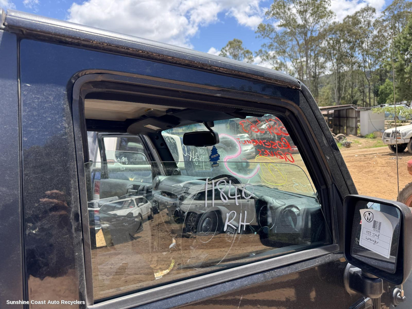 2013 Jeep Wrangler Right Front Door Window
