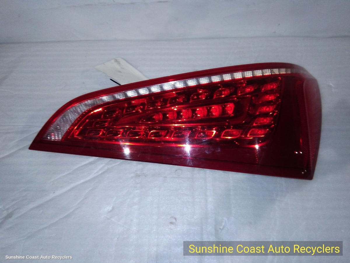 2008-2012 Audi Q5 Right Taillight