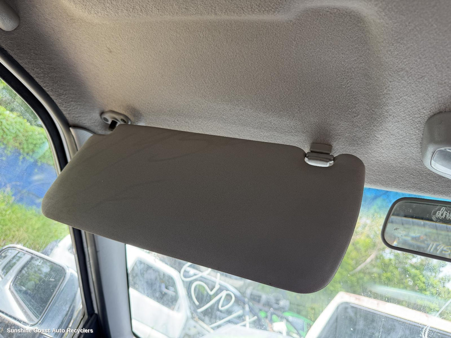 1997-2015 Nissan Navara Sunvisor