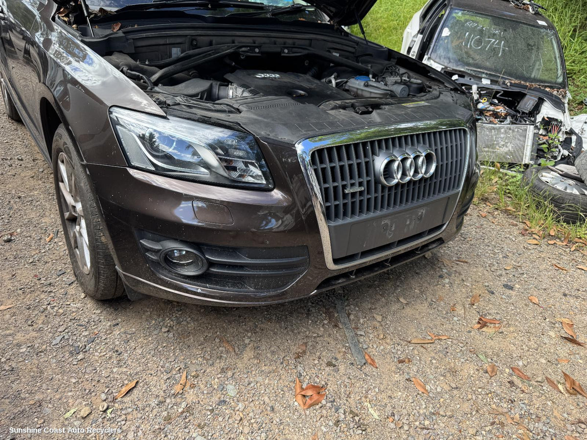 2008-2012 Audi Q5 Right Headlamp